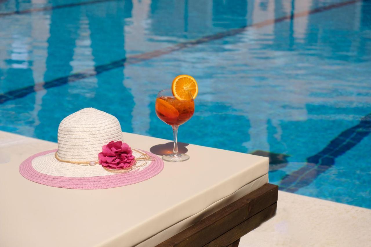 Lagoon Hotel & Apartments Sidárion Dış mekan fotoğraf
