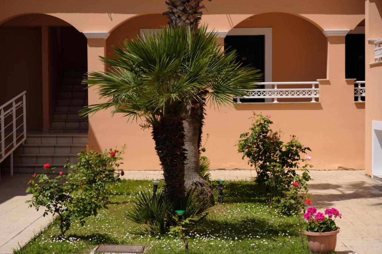Lagoon Hotel & Apartments Sidárion Dış mekan fotoğraf