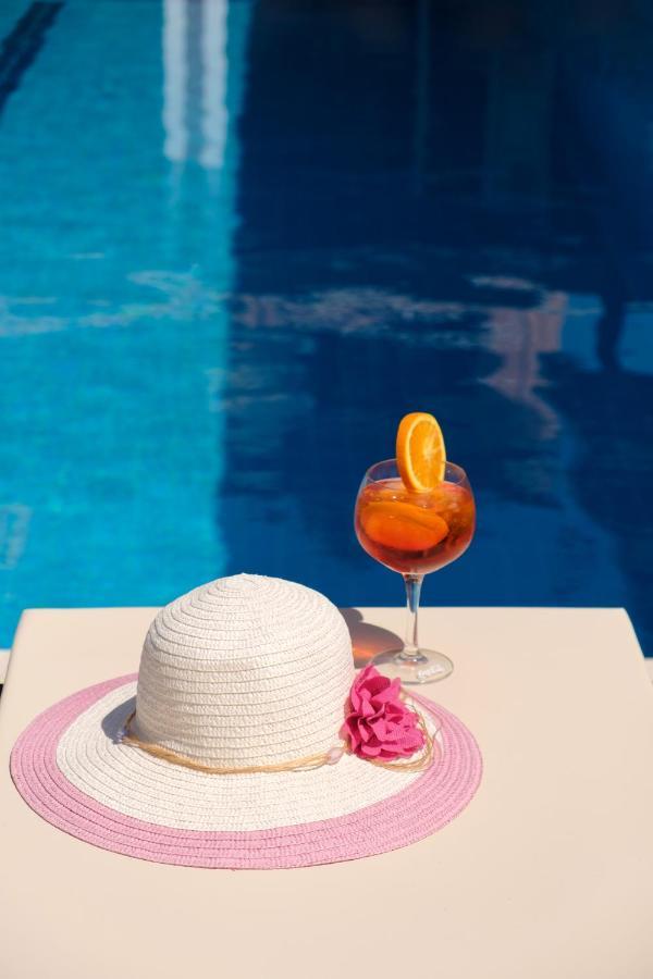 Lagoon Hotel & Apartments Sidárion Dış mekan fotoğraf